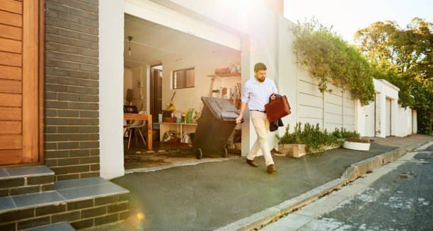Best Junk Hauling Services  in Garden City, MI
